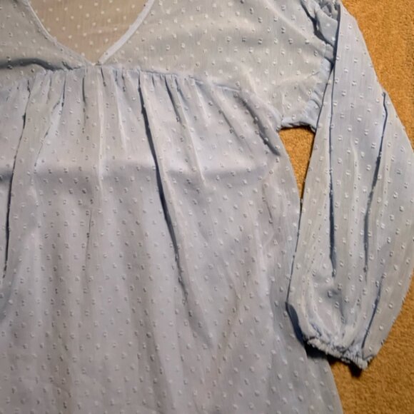 SHEIN Sz Large Light Baby Blue 3/4 Sleeve V-neck Blouse (G) - Picture 2 of 7